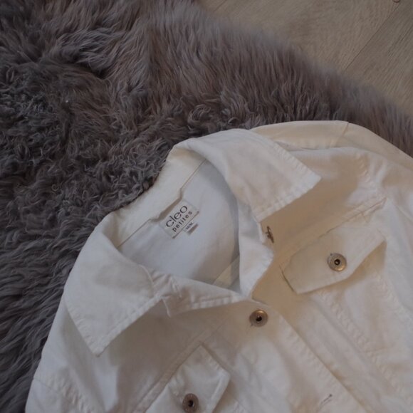 Cute  Cleo Petites White Demin Jacket - Picture 4 of 5